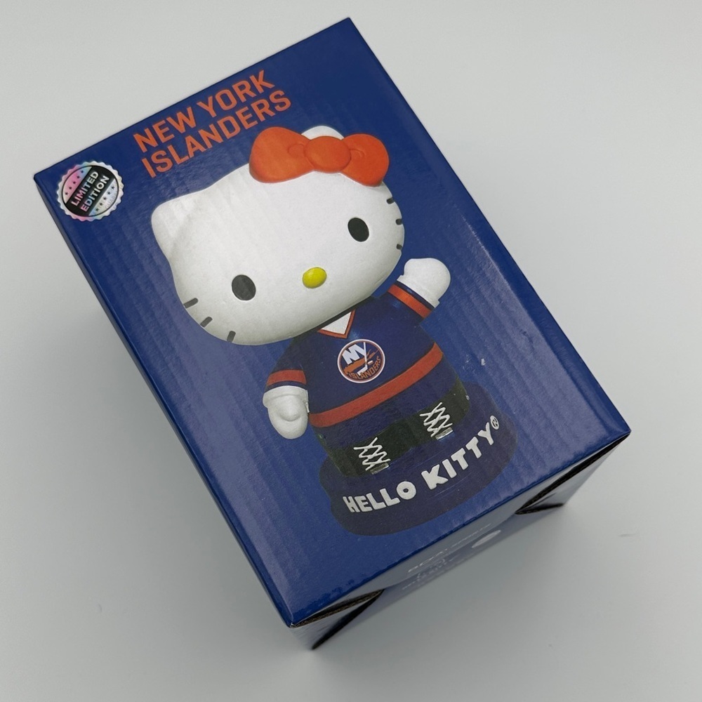 Limited edition New York Islanders Hello Kitty bobblehead New In Box